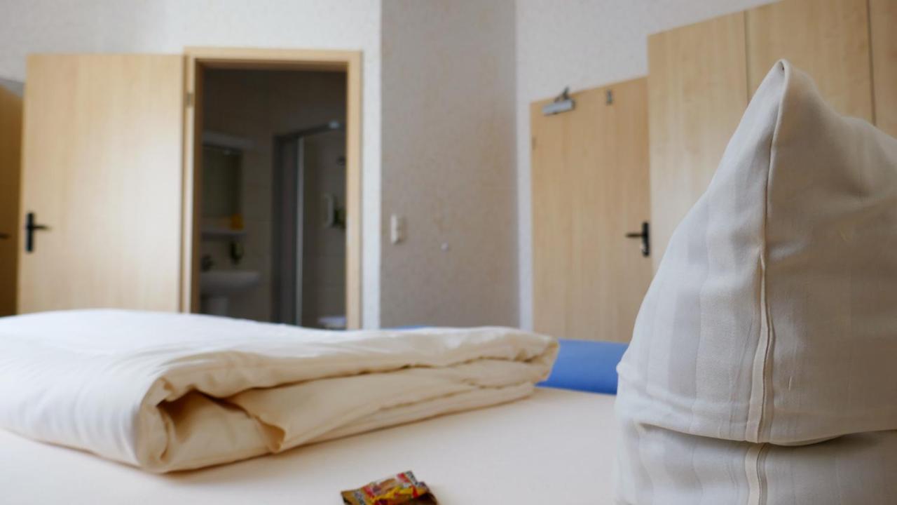 Christliche Gaestehaeuser Weinstrasse Neustadt an der Weinstraße 외부 사진